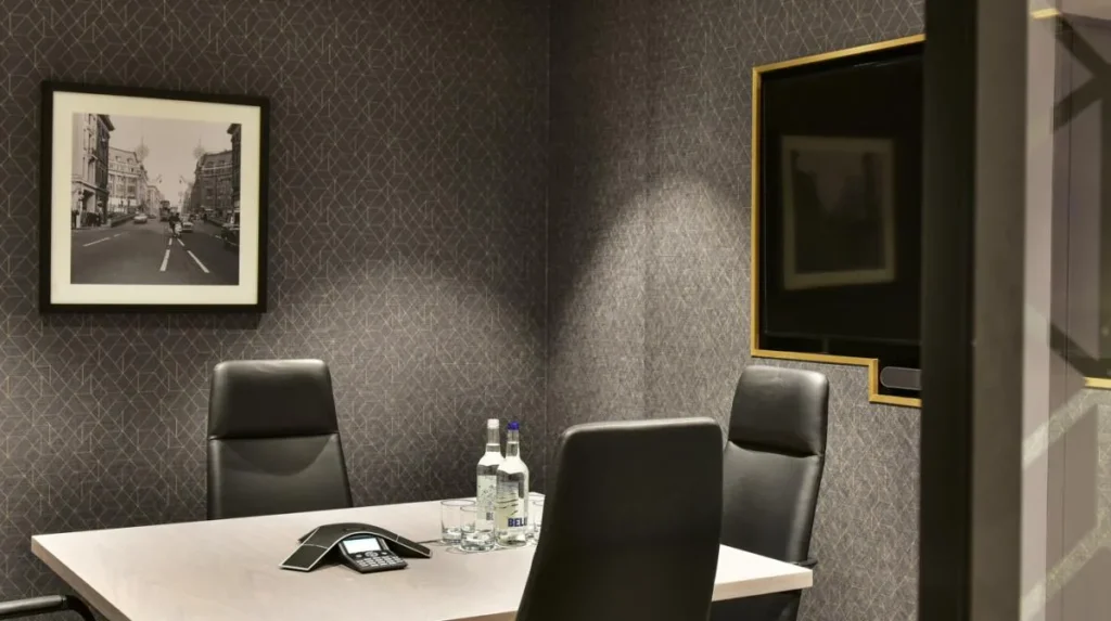 288bishopsgate Meeting Room Primrose 0226letterbox