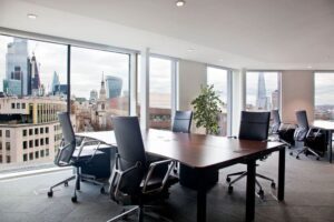 Interior Office Space Overlooking Londonp (1)